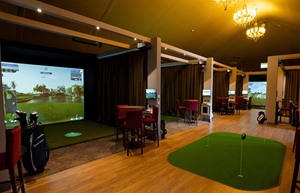 K Club resized golf sim bar