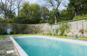 Birkhill_Castle_Pool_1