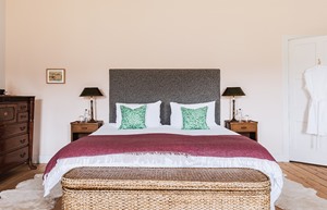 Birkhill_Castle_Bedroom_8