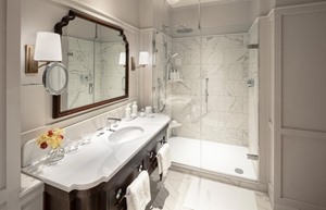 Deluxe bathroom