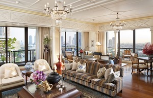 Mandarin_Oriental_Suite_Lounge_1