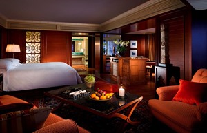 Mandarin_Oriental_Bangkok_State_Room_1