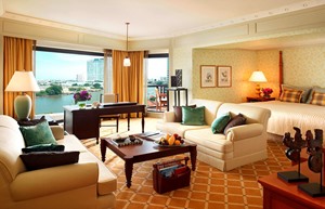 Mandarin_Oriental_Madarin_Room_1