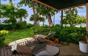 Anantara_Resort_Deluxe_Sea_View_Terrace_1-(1)