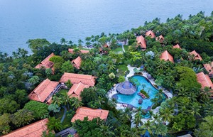 Anantara_Resort_View_1-(1)
