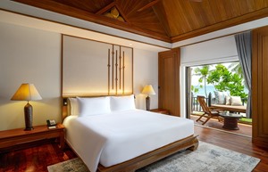 Anantara_Resort_Sea_View_Suite_1-(1)