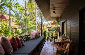 Anantara Hua Hin_Club Anantara Garden View Suite_Balcony 01