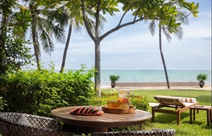 Anantara Hua Hin_Deluxe Sea View Terrace_Terrace 01