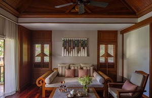 Anantara Hua Hin_Club Anantara Garden View Suite_Living Area 02