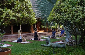 Yoga-(1)