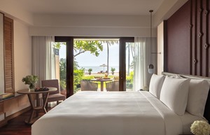 Anantara Hua Hin_Deluxe Sea View Terrace_Bedroom 01