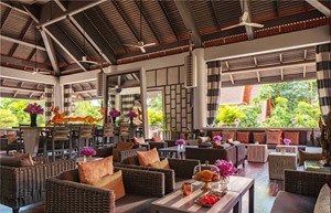 Anantara Hua Hin_Kasara_Lounge