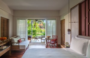 Anantara Hua Hin_Garden View Terrace Room_Bedroom 02.jpg