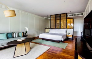 Intercontinental_Hotel_Hua_Hin_Premium_One_Club_Pool_1