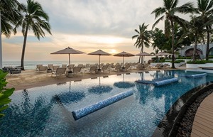 Intercontinental_Hotel_Hua_Hin_Pool_3