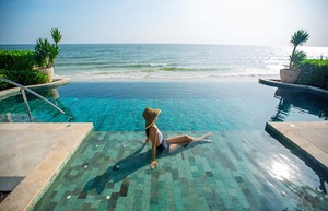 Intercontinental_Hotel_Hua_Hin_Pool_2