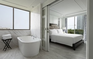 Intercontinental_Hotel_Hua_Hin_Junior_Suite_2