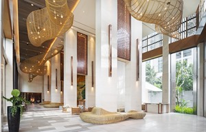 amari_lobby_1