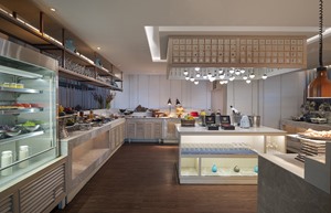 amari_club_2
