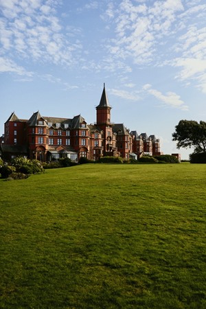 Slieve Donard Exterior - Hotel View