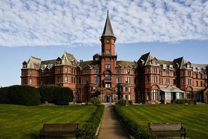 Slieve Donard Exterior - Full-(2)