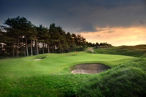 Hillside_10th_hole