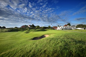 Hillside_18th_hole