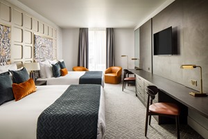 The_Municipal_Hotel_Superior_room_with_2_double_beds-1