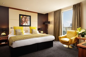 Hard_Days_Night_Deluxe_Balcony_Bedroom