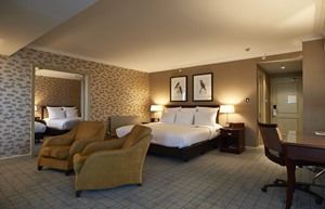 Dalmahoy Turret suite2