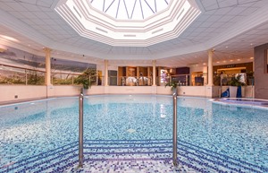 33017 Culloden Hotel Swimming Pool