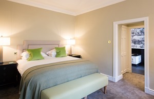 townhouse suite 30790311758 o