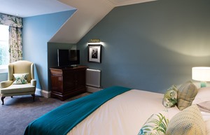 townhouse suite 43749011305 o