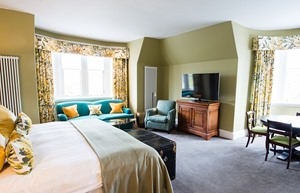 classic room graham beck 29721065067 o